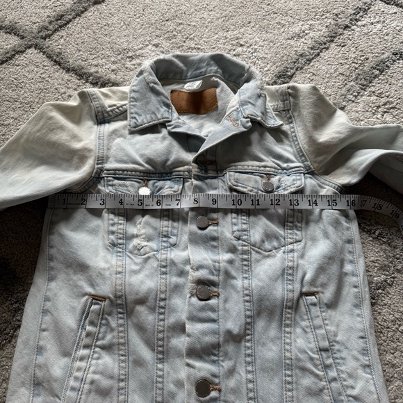 H&M & denim jean jacket light wash 2 - Picture 5 of 7